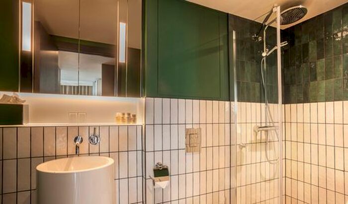 2 Bedroom Flat To Rent In White Church Lane, London, E1