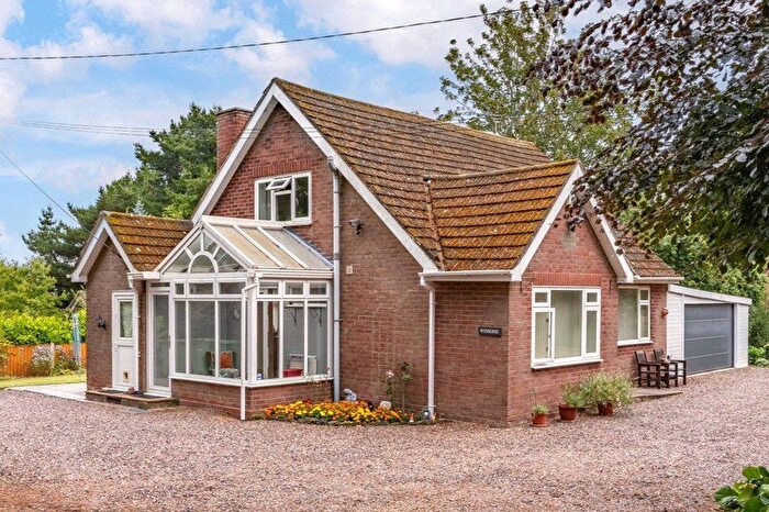 3 Bedroom Bungalow For Sale In Old Office Road, Dawley, Telford, Shropshire, TF4