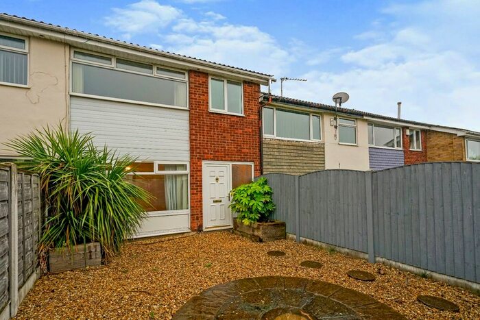 3 Bedroom Terraced House To Rent In Martin Court, Leeds, West Yorkshire, LS15