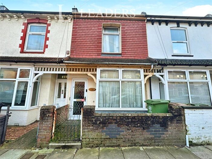 3 Bedroom Terraced House For Sale In Wymering Road, Portsmouth, Hampshire, PO2