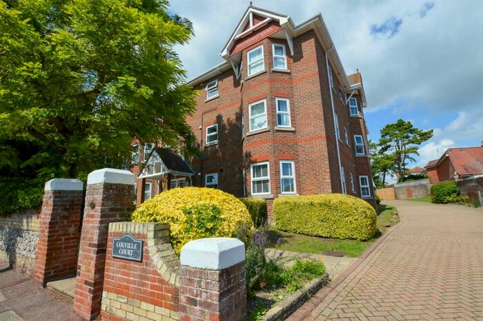 2 Bedroom Flat To Rent In Selwyn Road, Eastbourne, BN21
