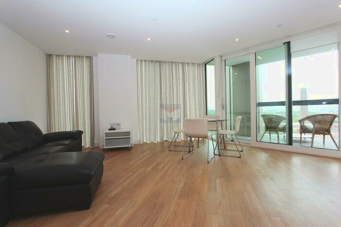 1 Bedroom Apartment To Rent In Surrey Quays Road, London, Greater London, SE16