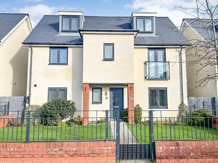 5 Bedroom Detached House For Sale In Catland Copse, Bursledon, SO31