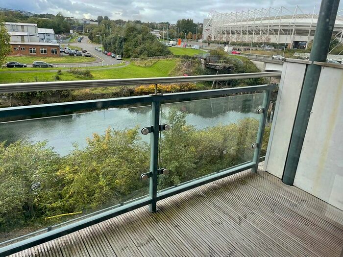 1 Bedroom Flat To Rent In Phoebe Road, Copper Quarter, Swansea., SA1