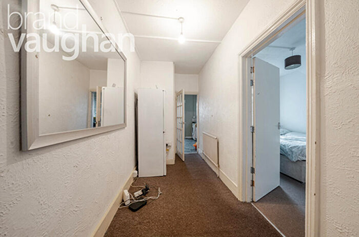 1 Bedroom Flat To Rent In Elm Grove, Brighton, East Sussex, BN2