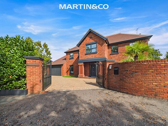 5 Bedroom Detached House For Sale In The Mount Close, Virginia Water, GU25