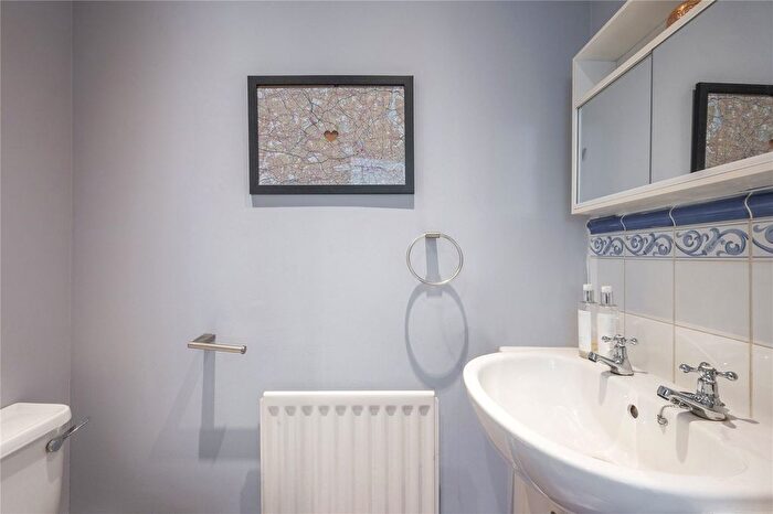 2 Bedroom End Of Terrace House For Sale In Brancaster Drive, Mill Hill, London, NW7