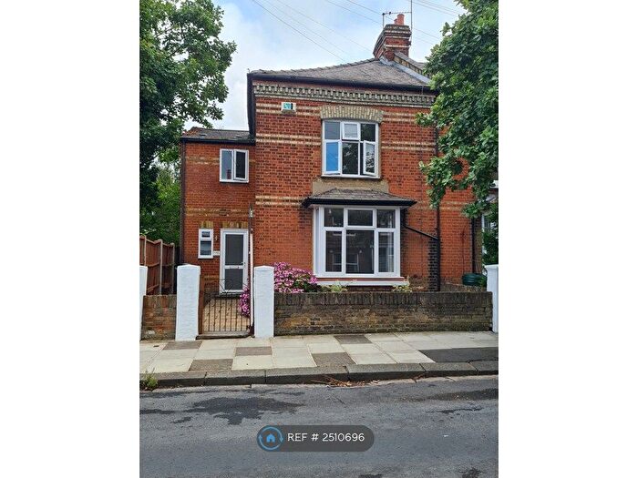 4 Bedroom Semi-Detached House To Rent In Fulwell Road, Teddington, TW11