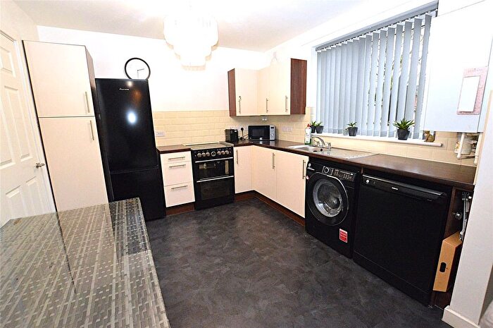 3 Bedroom Terraced House For Sale In Somerset Close, Macclesfield, Cheshire, SK10