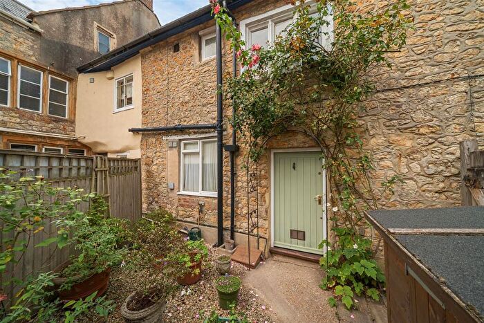 3 Bedroom Terraced House For Sale In The Square, Beaminster, Dorset, DT8