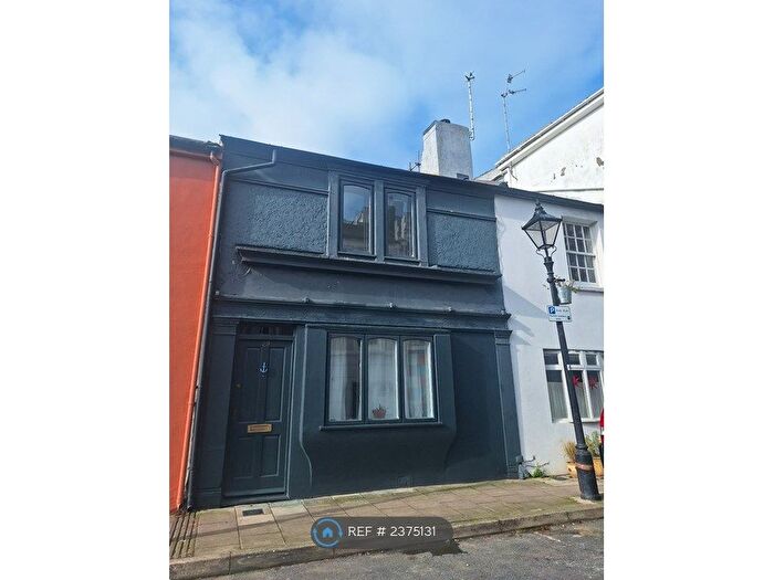 2 Bedroom Terraced House To Rent In Kemp Street, Brighton, BN1