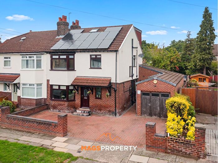 4 Bedroom Semi Detached House For Sale In Kingsmead Drive, Liverpool, L25