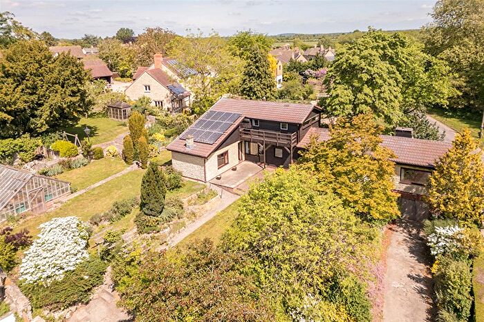 4 Bedroom Detached House For Sale In Lower Street, Islip, OX5