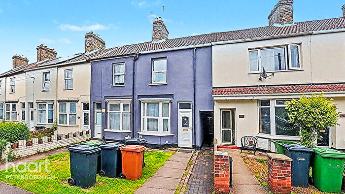 3 Bedroom Terraced House For Sale In Lincoln Road, Peterborough, PE1