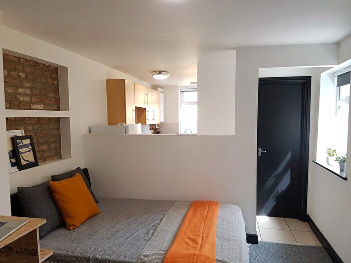 1 Bedroom Flat To Rent In Flat, The Rayner Building, - Portland Street, LN5