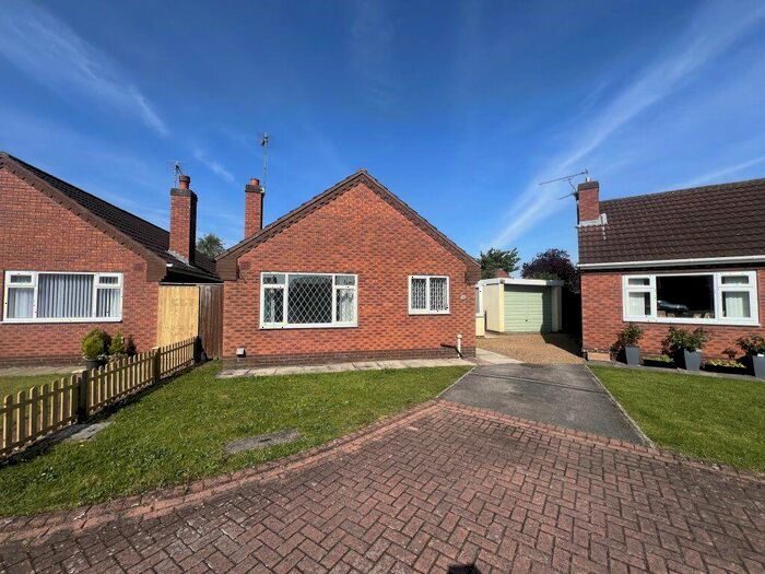 2 Bedroom Bungalow To Rent In The Paddock, Carlton, DN14