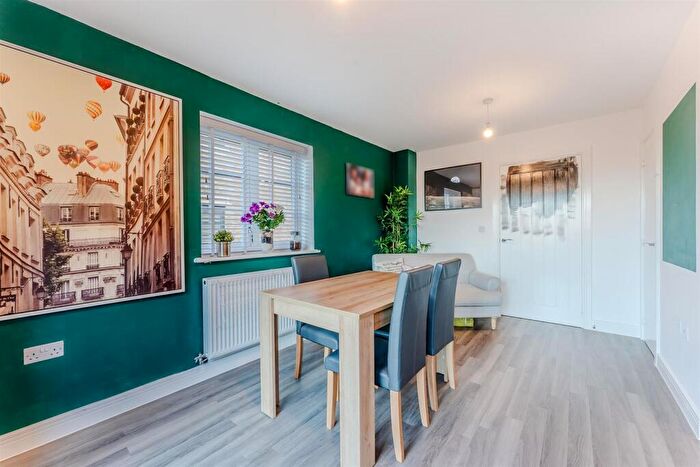 4 Bedroom Detached House For Sale In Mercury Close, Barton Seagrave, NN15