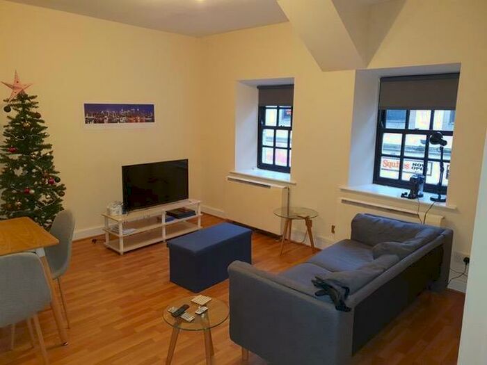 2 Bedroom Private Hall To Rent In Flat, Church Street, Lancaster, LA1