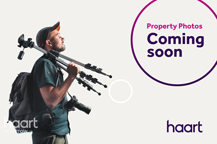 1 Bedroom Maisonette For Sale In Goldwing Close Royal Docks, London, E16