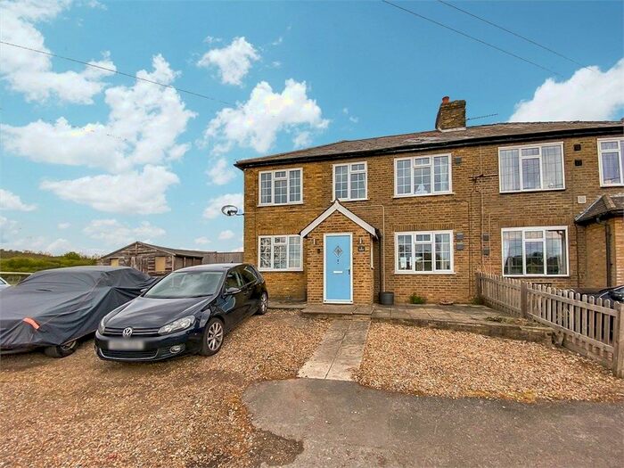 3 Bedroom Semi-Detached House To Rent In Palmers Moor Lane, Iver, SL0