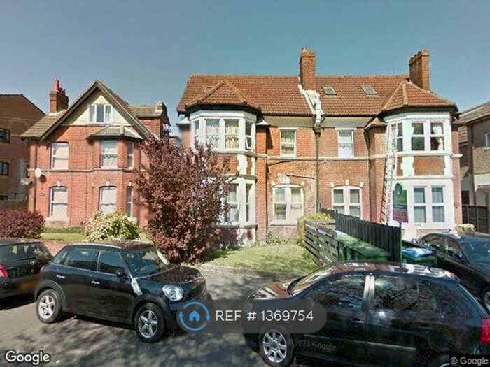 1 Bedroom Flat To Rent In Court Road, Southampton, SO15