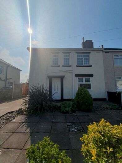3 Bedroom Property To Rent In Shakespeare Road, Fleetwood, Lancashire, FY7