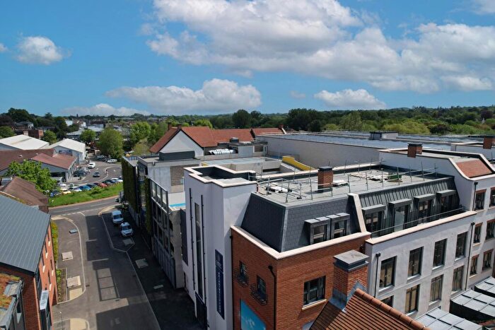 1 Bedroom Apartment To Rent In Threadneedle Road, Farnham, Surrey, GU9