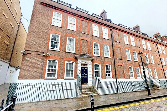 2 Bedroom Apartment To Rent In Folgate Street, Spitalfields, London, E1