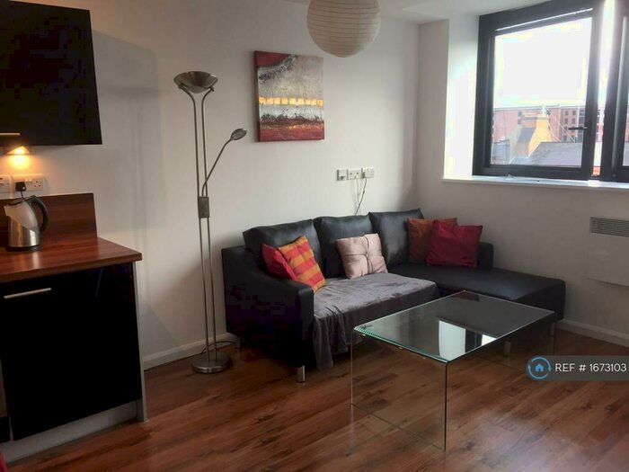1 Bedroom Flat To Rent In Mann Island, Liverpool, L3