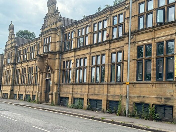 1 Bedroom Flat To Rent In Excelsior House, St. Johns Road, Huddersfield, HD1