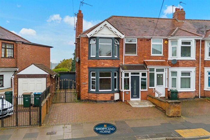 3 Bedroom End Of Terrace House For Sale In Mile Lane, Cheylesmore, Coventry, CV3