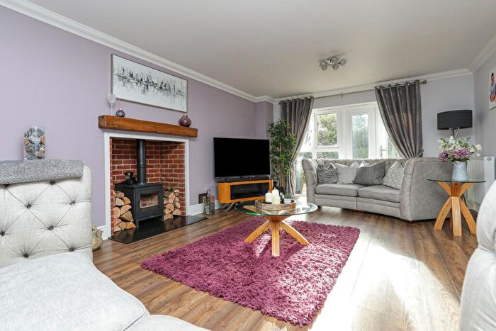 4 Bedroom Detached House For Sale In Hall Place, Hoath, CT3