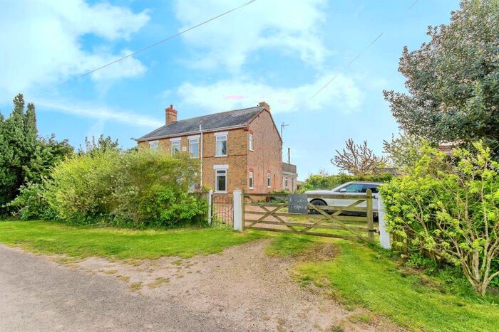 2 Bedroom Semi-Detached House For Sale In Bonnetts Lane, Marshland St. James, Wisbech, PE14