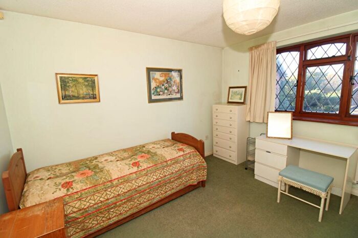 4 Bedroom Detached House For Sale In Castle Close, Bromley, BR2