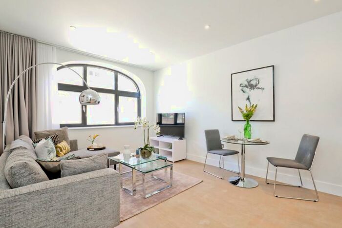 Apartment To Rent In - Friars Walk, Lewes, BN7