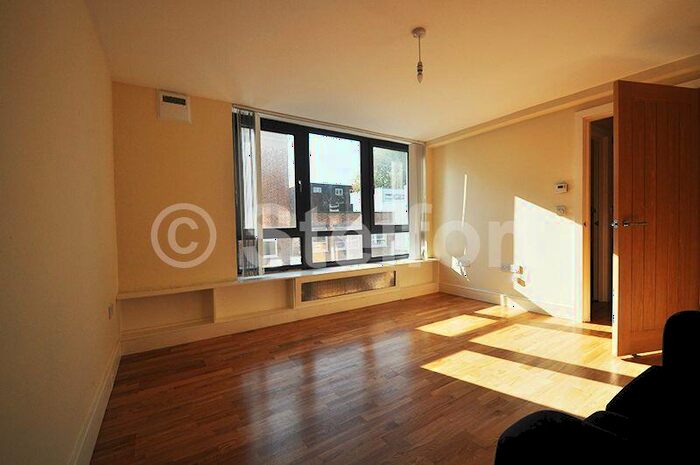 1 Bedroom Apartment To Rent In Vorley Road, London, N19