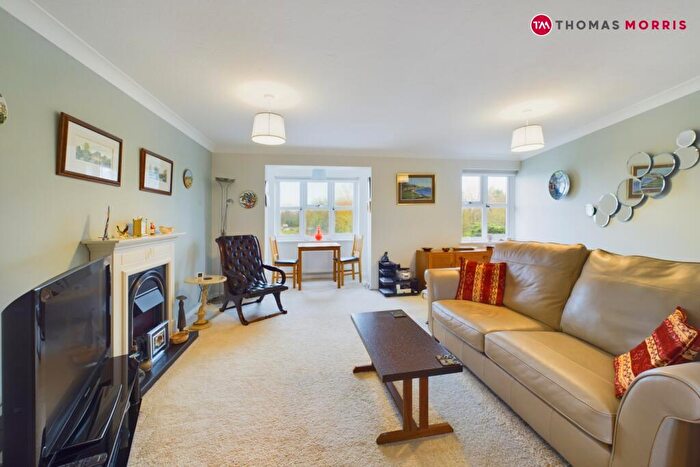 3 Bedroom Apartment For Sale In The Paddock, Eaton Ford, St. Neots, Cambridgeshire, PE19