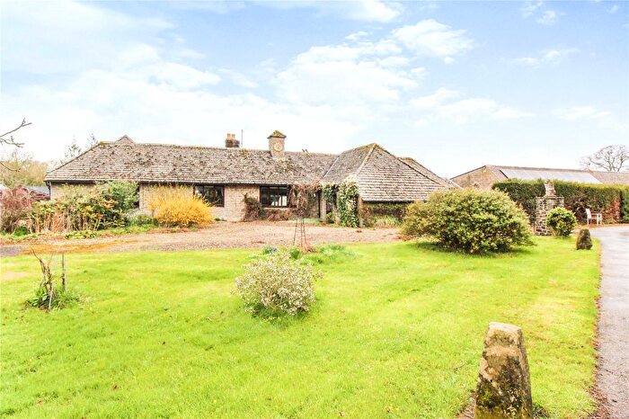 4 Bedroom Bungalow To Rent In The Stables, Longburton House, Longburton, Sherborne, DT9