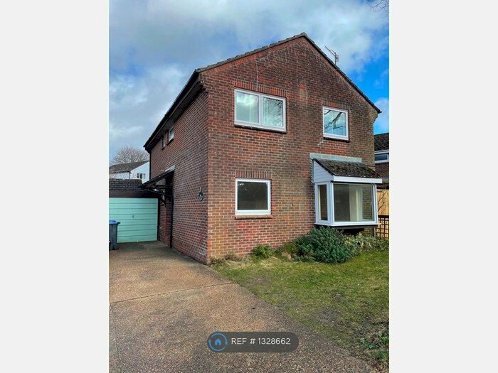 4 Bedroom Detached House To Rent In Eyres Drive, Alderbury, Salisbury SP5