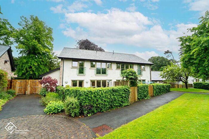 2 Bedroom Apartment For Sale In Cove Road, Silverdale, Carnforth, LA5