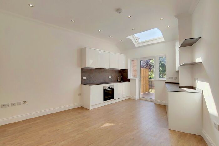 1 Bedroom Flat To Rent In Hornsey Rise Gardens, Hornsey Rise, N19