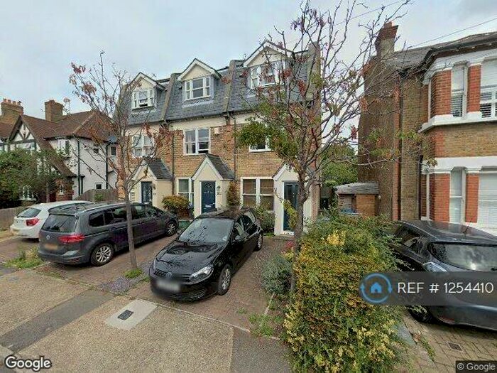 3 Bedroom Terraced House To Rent In Chestnut Grove, New Malden, KT3