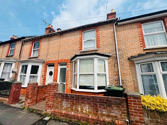 3 Bedroom Terraced House To Rent In Maycroft Road, Weymouth, DT4
