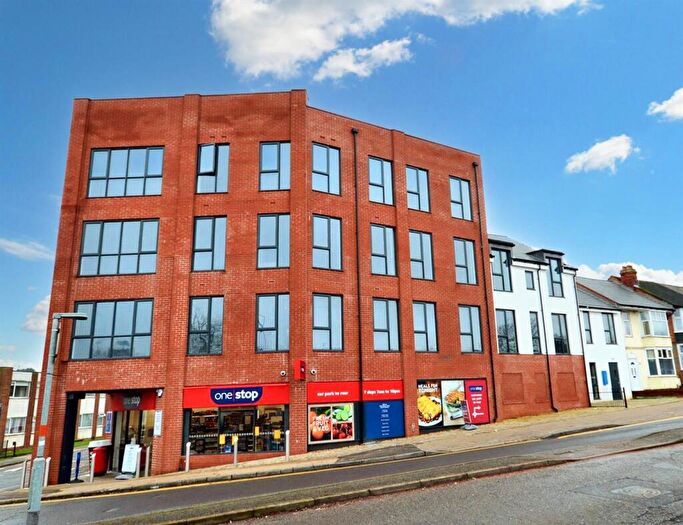 2 Bedroom Apartment To Rent In Stanhope Road, Kingsthorpe, NN2