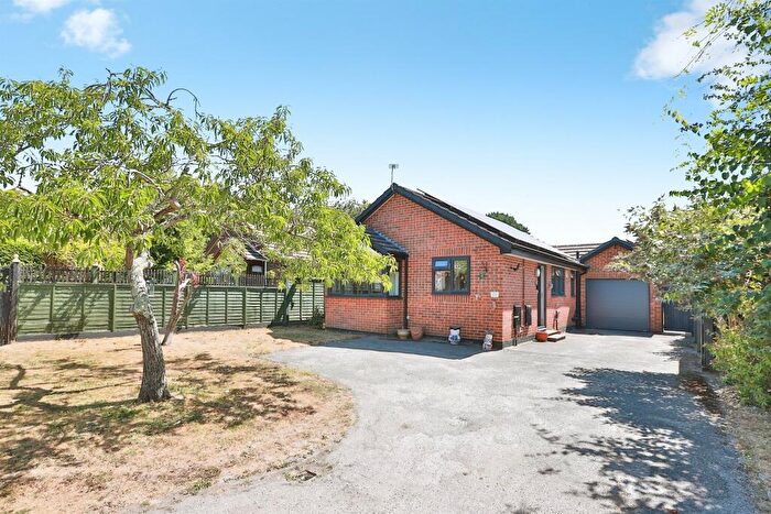 3 Bedroom Detached Bungalow For Sale In Tan Howse Close, Bournemouth, BH7