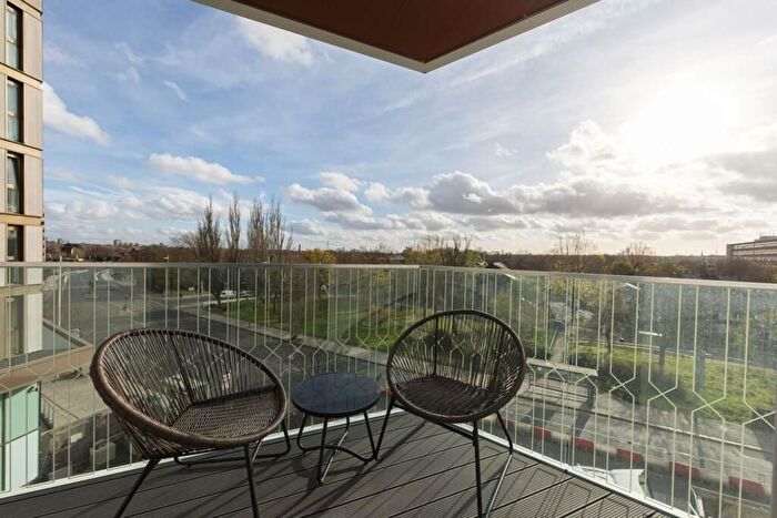 1 Bedroom Flat For Sale In Hale Works Apartments, Daneland Walk, London, N17
