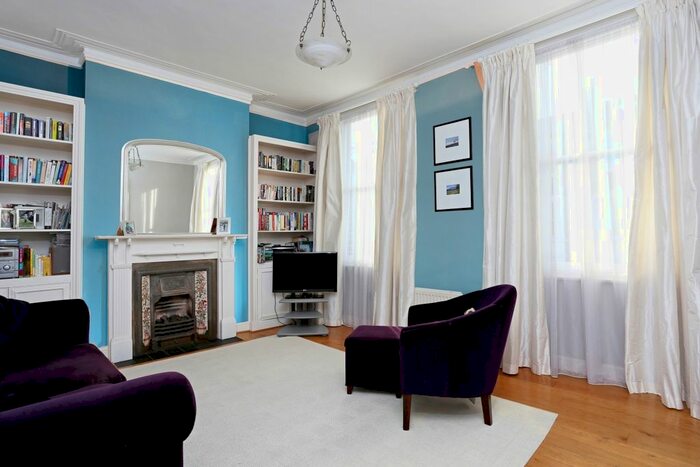 3 Bedroom Maisonette To Rent In Annandale Road, London, W4