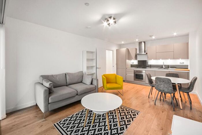 1 Bedroom Apartment To Rent In Great Eastern Road London, E15