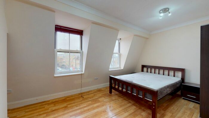 Studio To Rent In Edgware Road, Paddington W2