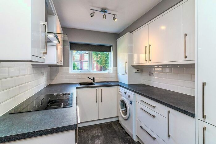 1 Bedroom Flat To Rent In Winsford Road, Sheffield, S6